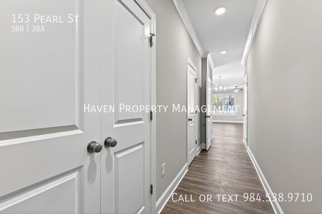 Building Photo - 153 Pearl St