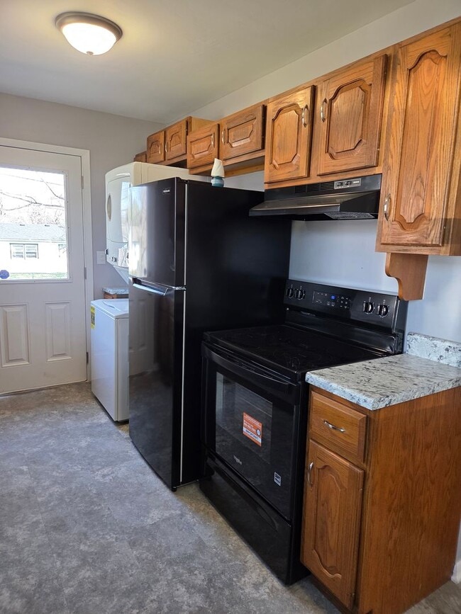 Building Photo - 1200 E Beaumont St