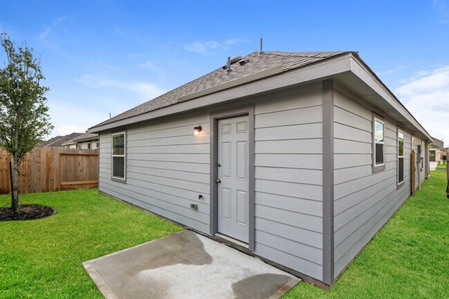 Building Photo - 2441 Copper Cyn Dr