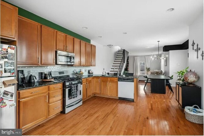 Building Photo - 1120 S 26th St