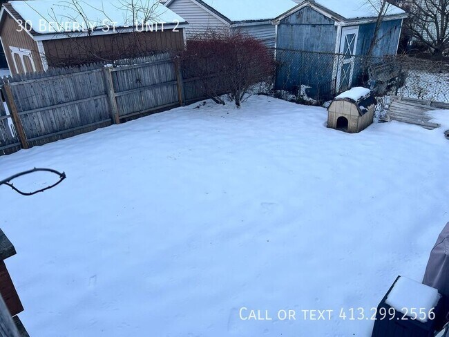 Building Photo - 30 Beverly St