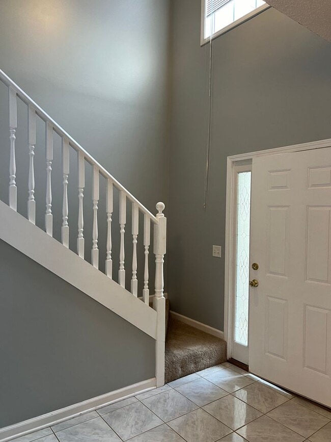 Building Photo - 102 Commons- COMING SOON