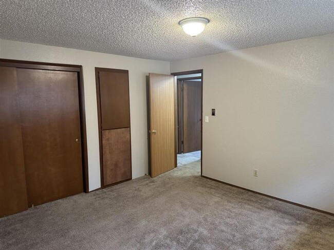 Building Photo - **$500 Move In Special**Cute 1 Bed 1 Bath ...