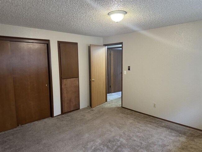 Building Photo - Cute 1 Bed 1 Bath Home in Puyallup