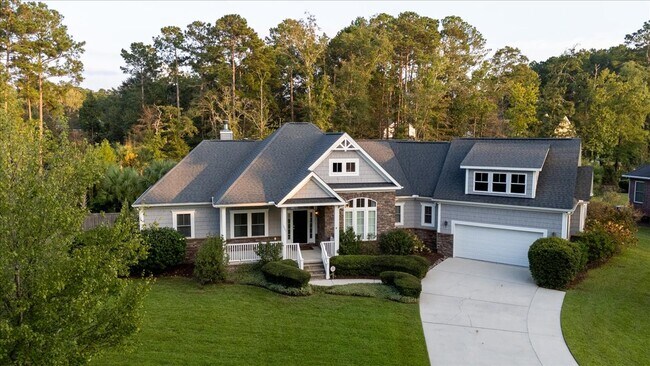 Building Photo - 1005 Mt Whitney Dr