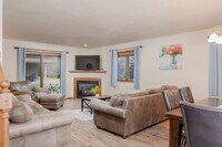 Building Photo - 1697 Gateway Pl