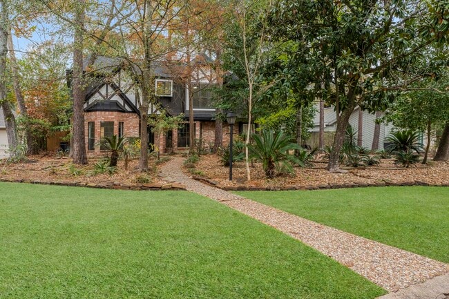 Building Photo - 6 Thornhedge Ct