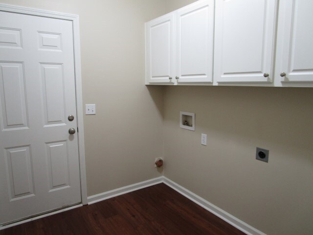 Building Photo - 3009 Summer Stream Ct