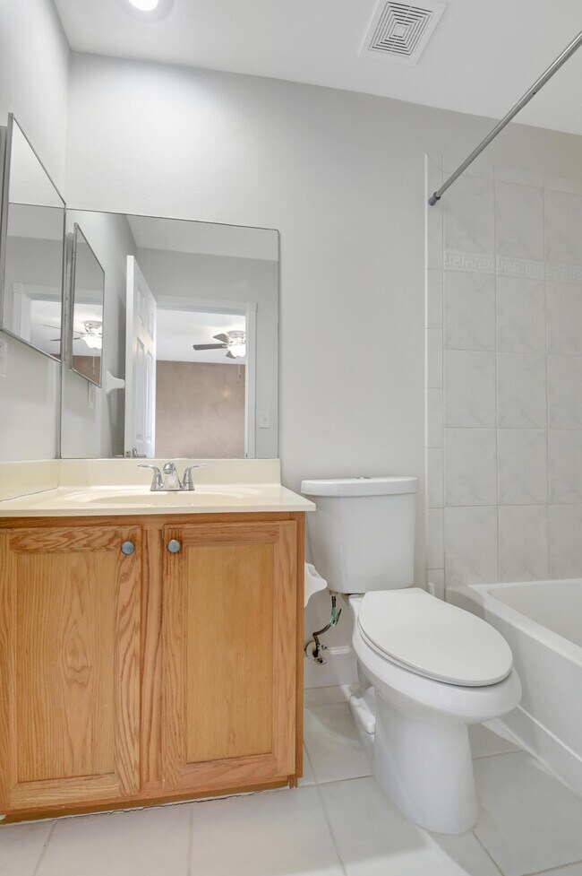 Building Photo - 6306 Crescent Lake Way