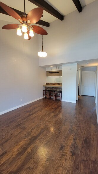 Building Photo - 11666 N 28th Dr