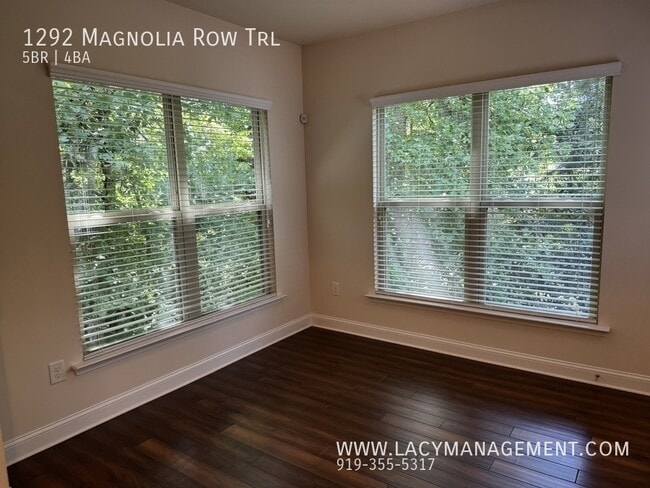 Building Photo - 1292 Magnolia Row Trail