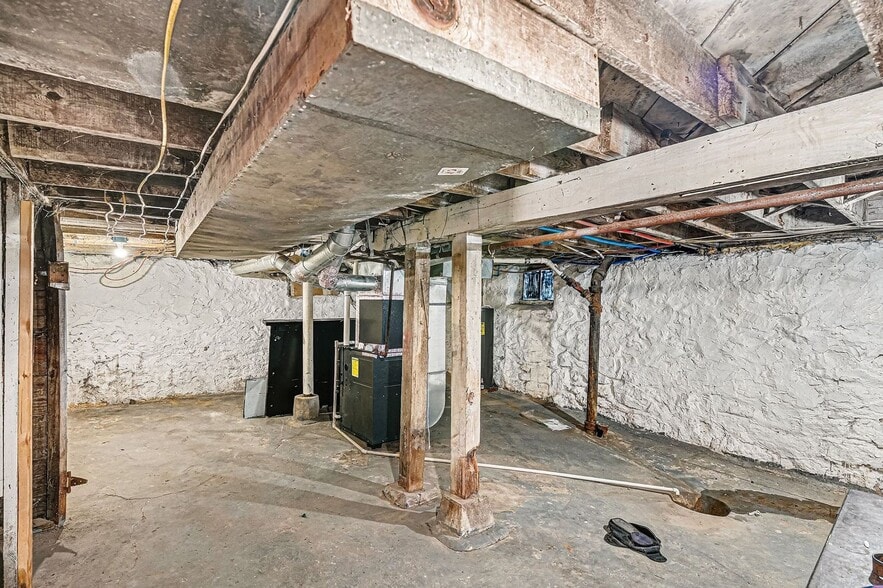 Building Photo - 4119 Montgall Ave