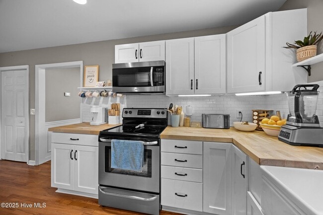Building Photo - 206 Brentwood Ct