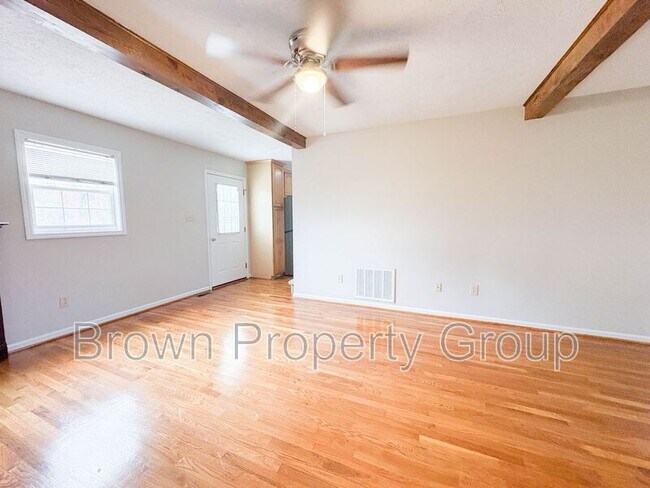 Building Photo - 4735 Camden Rd