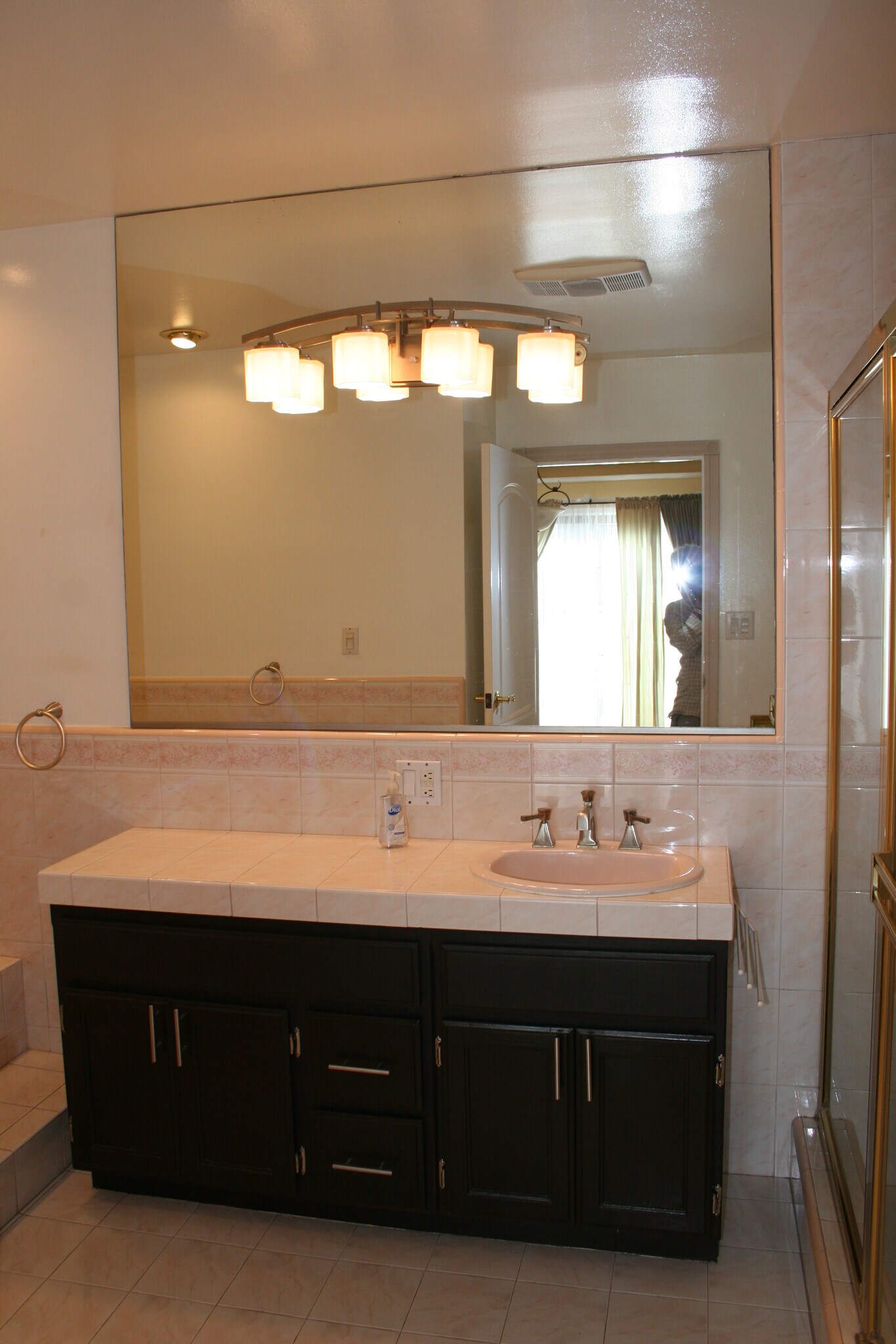 Building Photo - 6037 Comey Ave