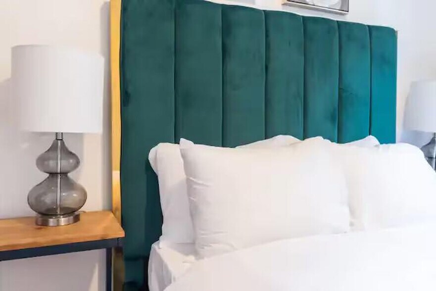 Building Photo - 451 9th Ave