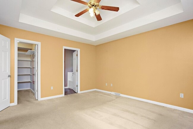 Building Photo - 415 Nevis Dr