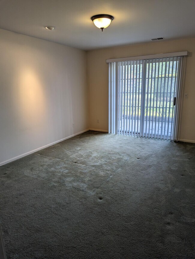 Building Photo - 3548 Oakmonte Blvd