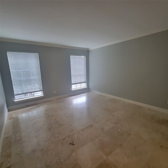 Building Photo - 2333 Bering Dr