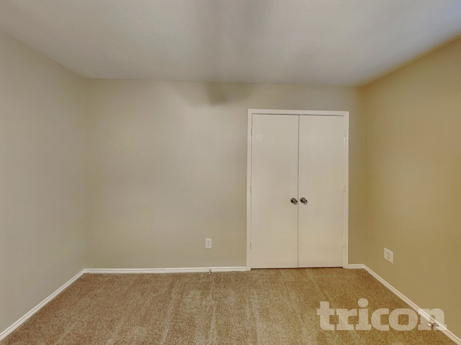 Building Photo - 112 Clover Leaf Ln