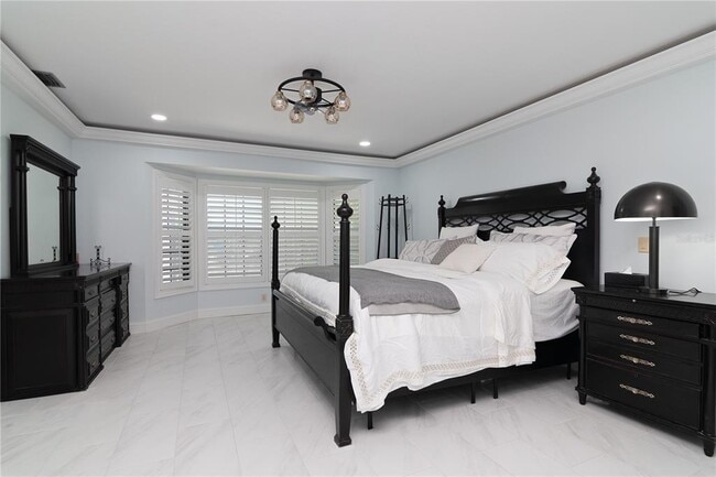 Building Photo - 4202 Deepwater Ln
