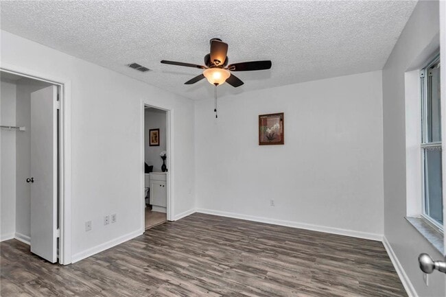 Building Photo - 3640 SE 131st Ln