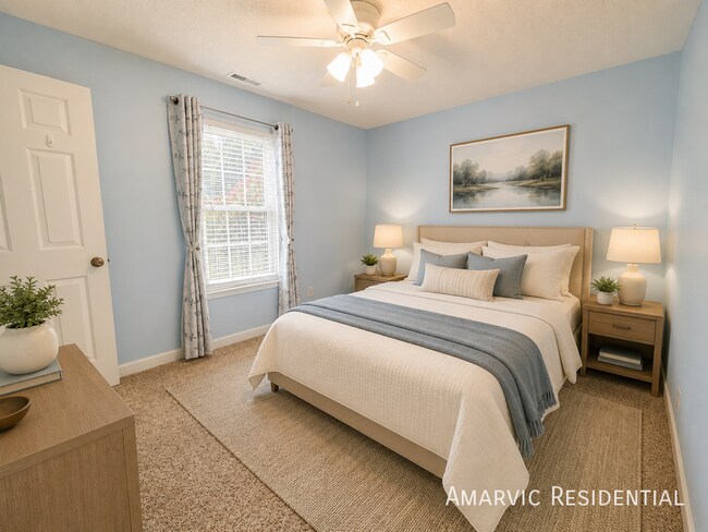 Building Photo - 1290 Pyrtle Dr