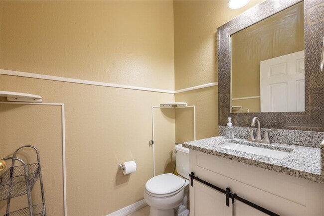 Building Photo - 207 Black Springs Ln