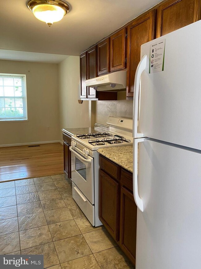 Building Photo - 2822 Hogan Ct