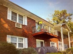 Primary Photo - 86 Demarest Ave