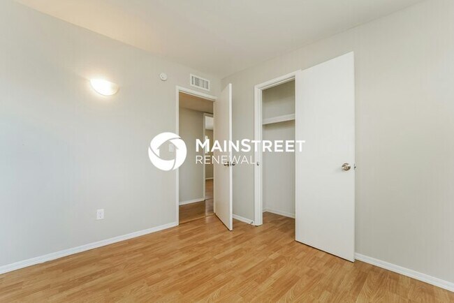 Building Photo - 3 Bedroom Pet-Friendly Home in Tucson, AZ ...