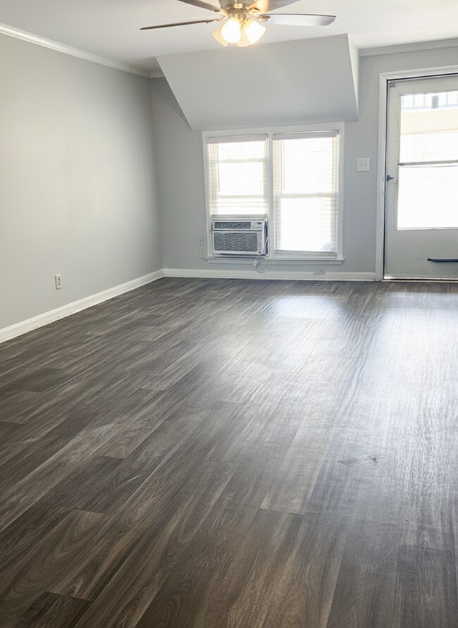 Building Photo - Stockton Decatur