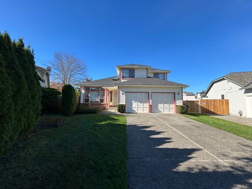 Building Photo - Fantastic 3 Bedroom 2.5 Bath Marysville Home