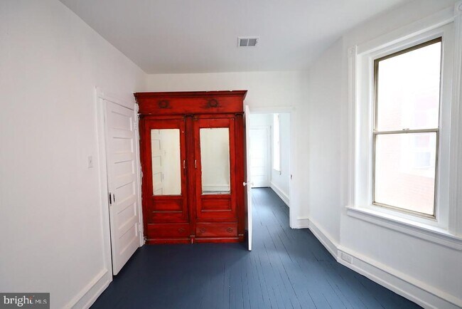 Building Photo - 5321 Baltimore Ave