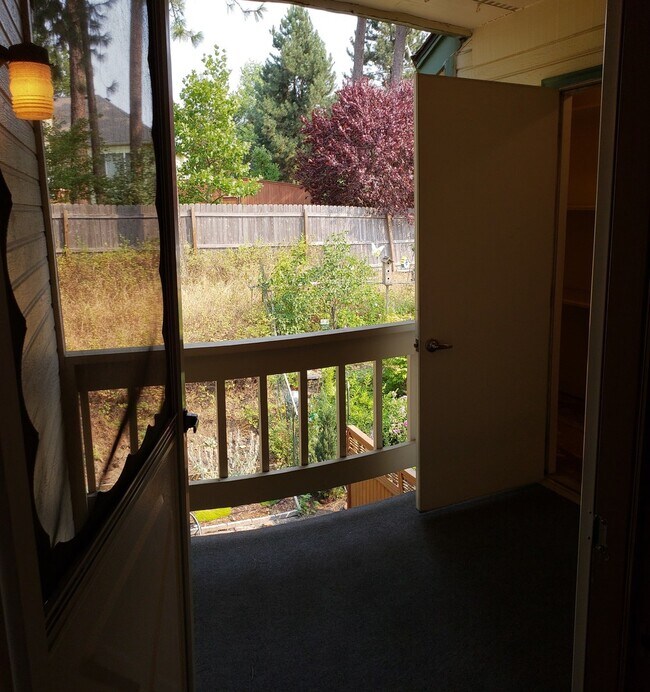 Building Photo - Beautiful 2 bed/2 bath condo in Hayden, ID...