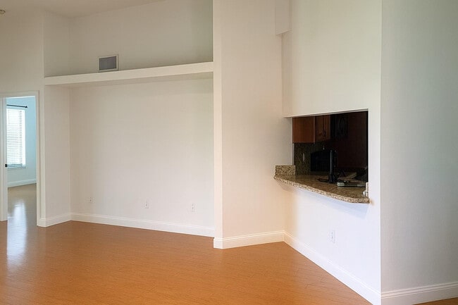 Building Photo - 849 Te