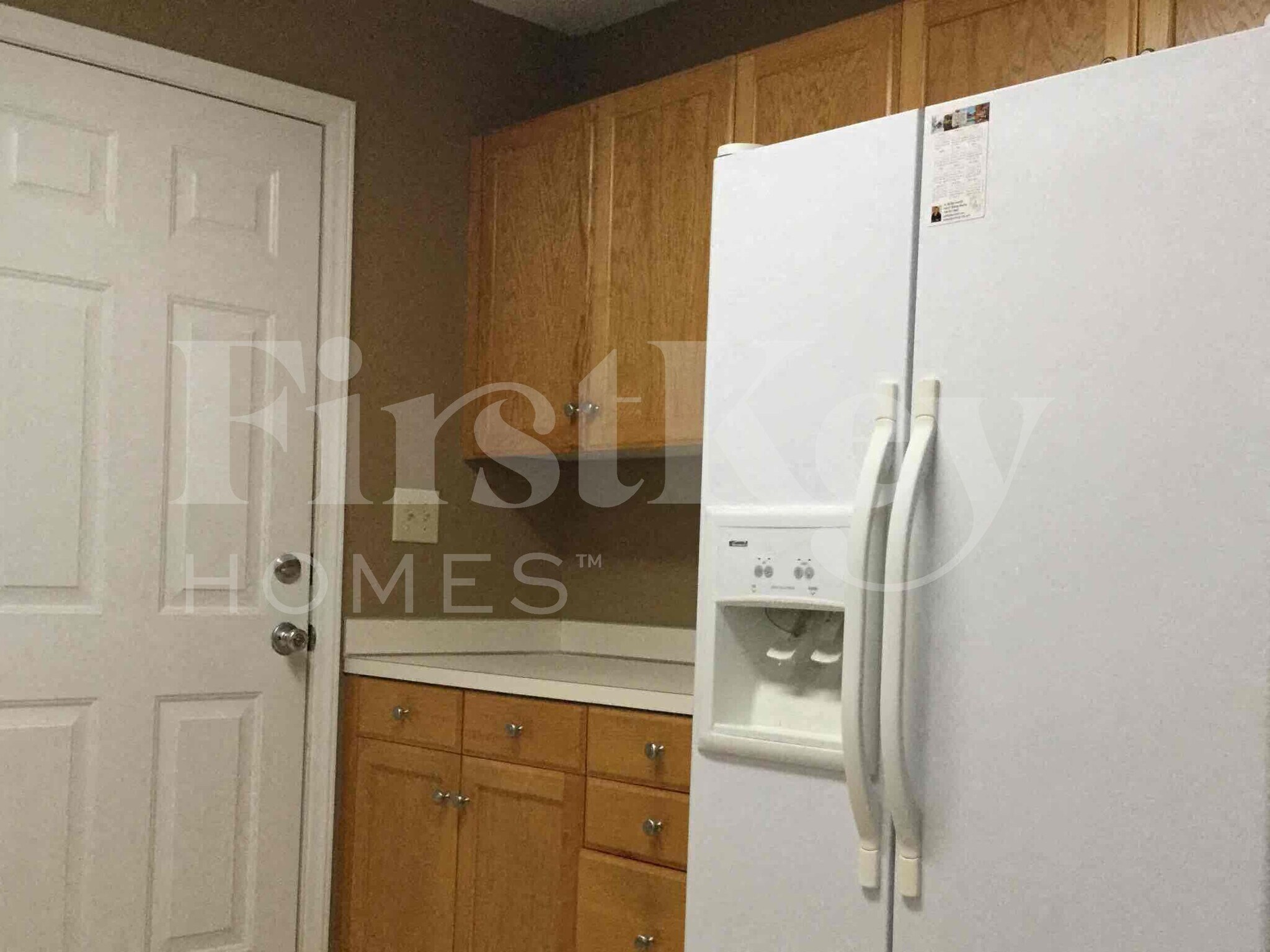 Building Photo - 8102 Kingston Dr