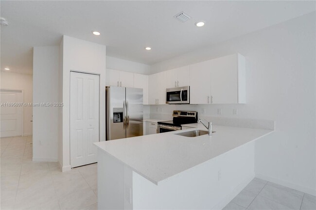 Building Photo - 13053 SW 233rd Terrace