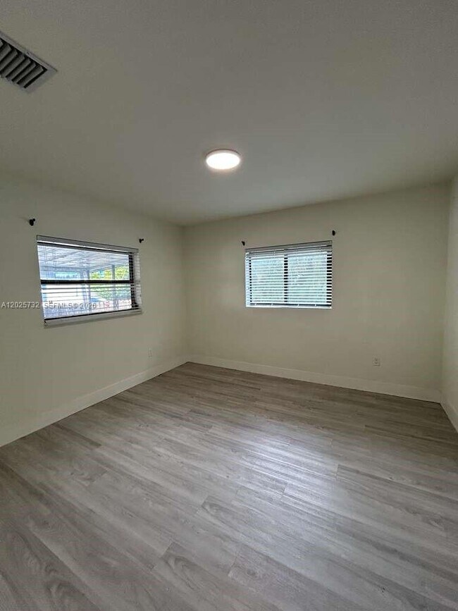 Building Photo - 110 NW 58th St