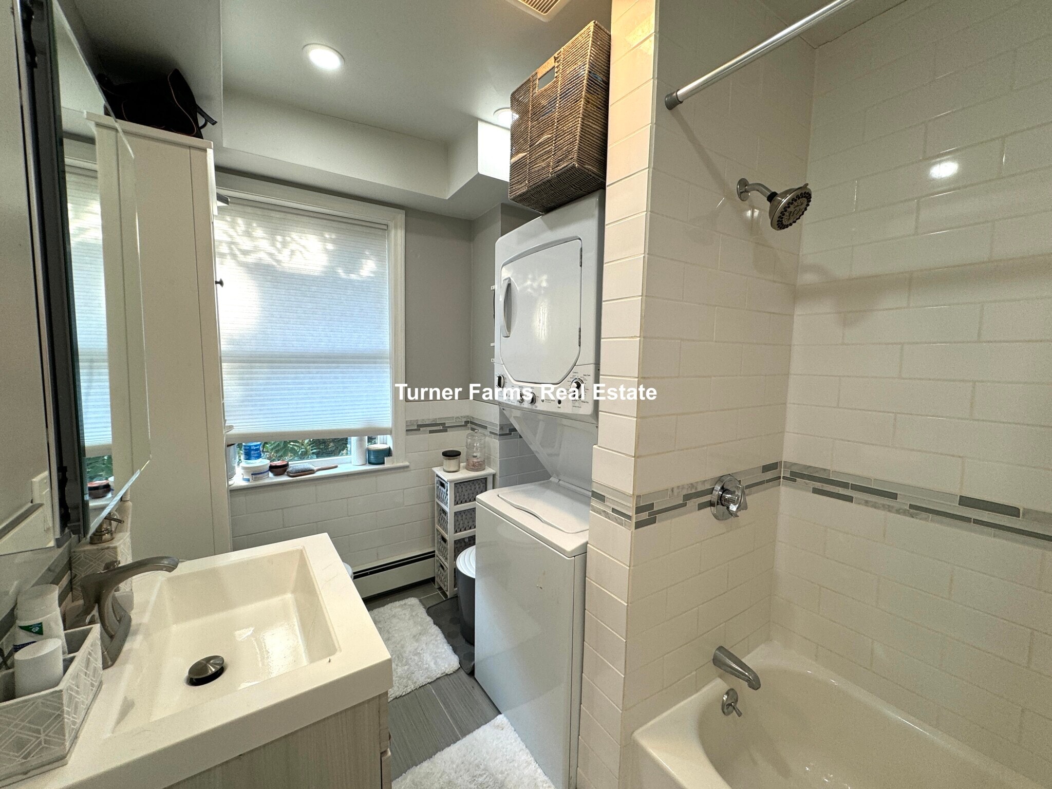 Building Photo - 91 Hudson St