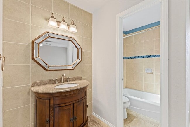 Building Photo - 1605 Morningside Dr