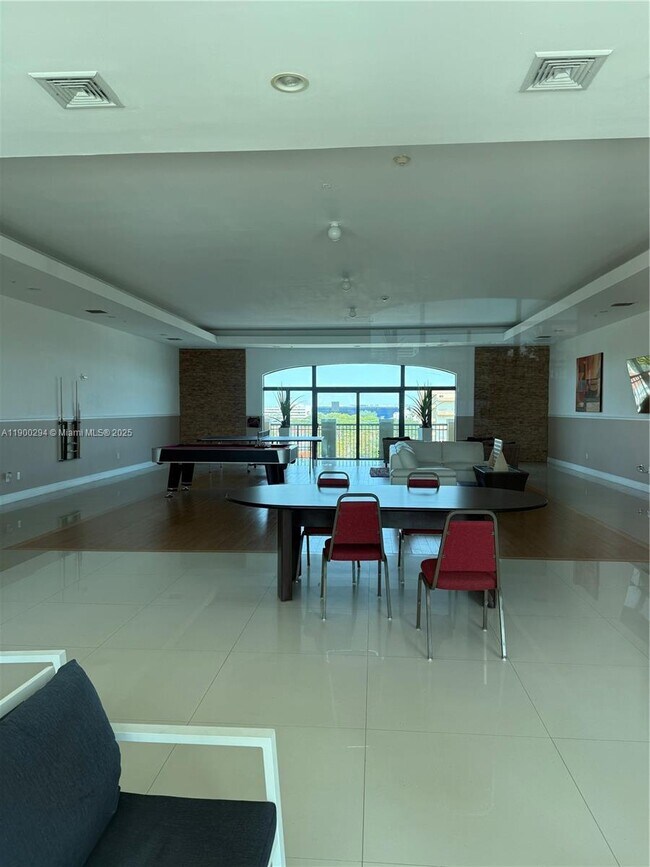 Building Photo - 4242 NW 2nd St