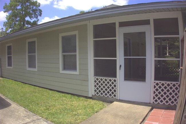 Building Photo - 1005 Rosepoint Dr