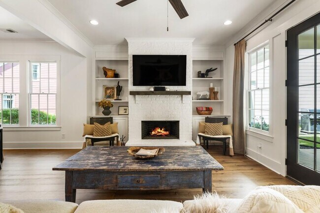 Building Photo - 7280 Samples Field Rd