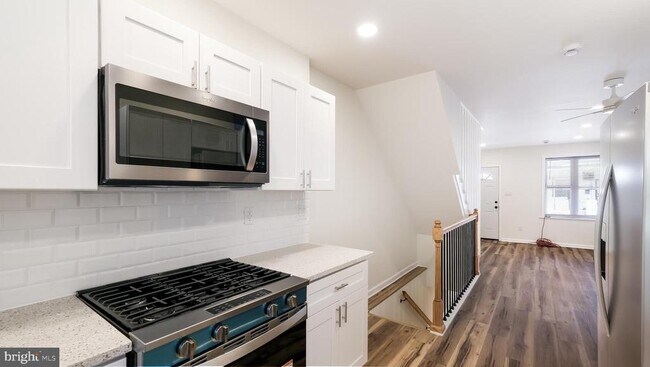 Building Photo - 5058 Hoopes St