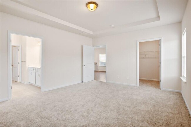 Building Photo - 127 Marion Dr