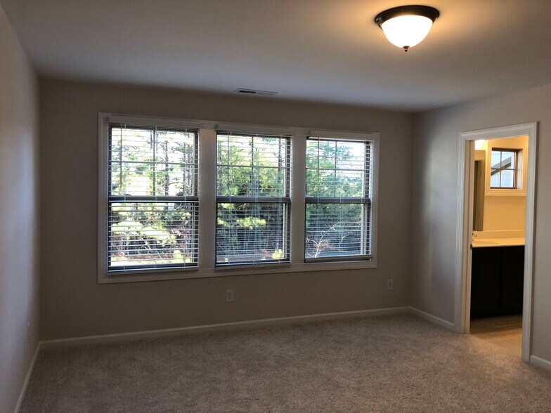 Building Photo - 8019 Windthorn Pl