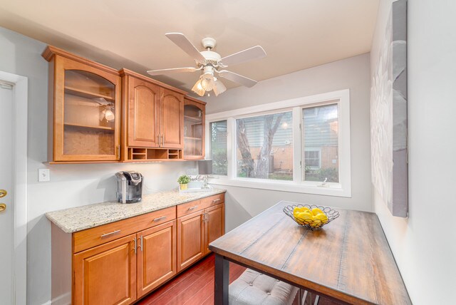 Building Photo - 21W021 Marlborough Ln