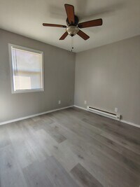 Building Photo - 3009 8th St