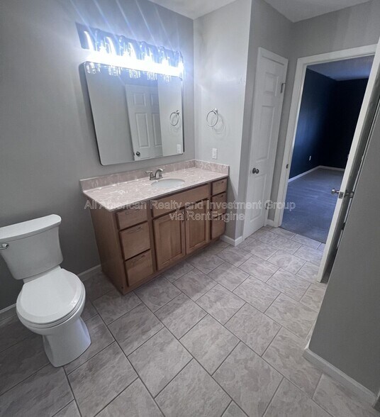 Building Photo - 2220 Kerra Ln